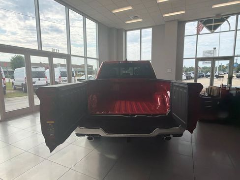 New 2026 RAM 1500 Big Horn AWD/4WD image 16
