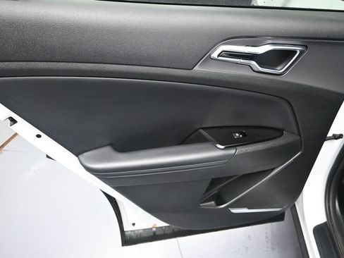 Used 2023 Kia Sportage SX FWD image 31