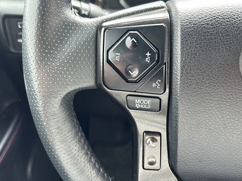 Used 2024 Toyota 4Runner TRD Off-Road image 23