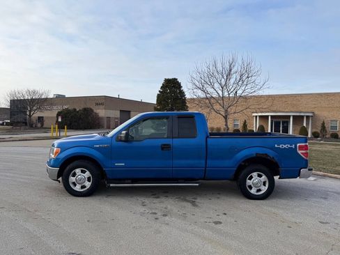 Used 2011 Ford F150 XLT image 2