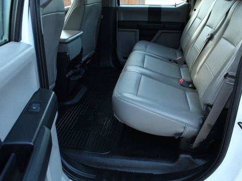 Used 2019 Ford F250 XL w/ Power Equipment Group AWD/4WD image 20