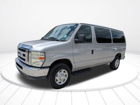Used 2014 Ford E-350 and Econoline 350 XLT RWD image 8