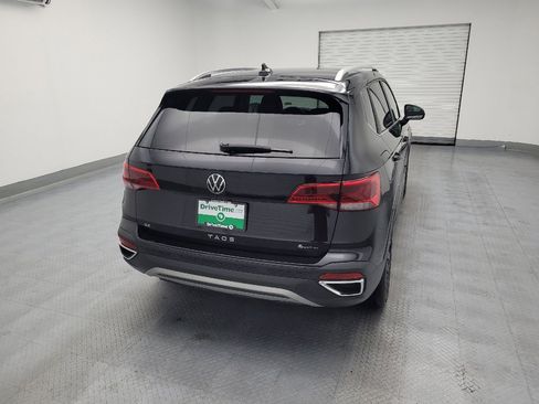 Used 2023 Volkswagen Taos SE w/ Black Wheel Package AWD/4WD image 7