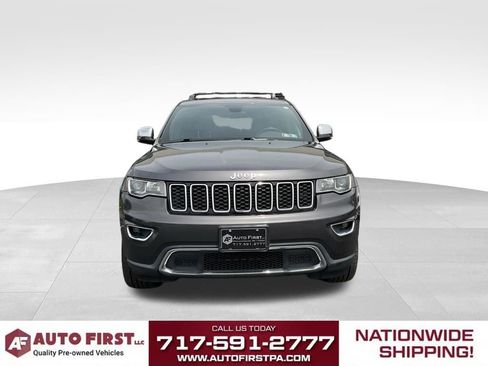 Used 2017 Jeep Grand Cherokee Limited AWD/4WD image 2
