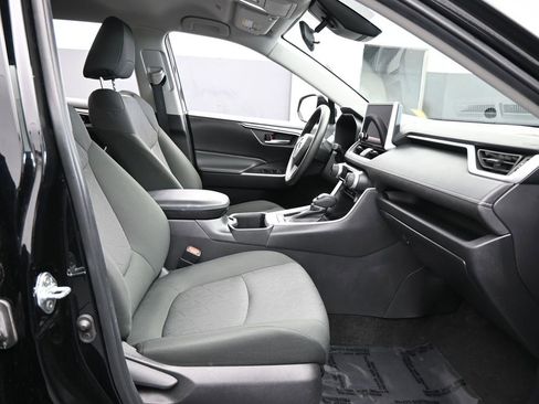 Used 2024 Toyota RAV4 XLE image 44