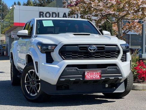 Used 2024 Toyota Tacoma TRD Sport w/ TRD Sport Premium Package AWD/4WD image 1