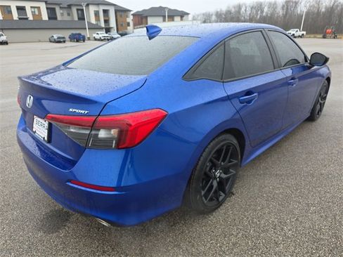 Used 2022 Honda Civic Sport image 13