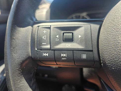 Used 2023 Nissan Rogue SV w/ SV Premium B Package FWD image 34