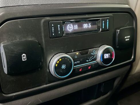 Used 2019 Ford Expedition Limited w/ Equipment Group 301A image 26