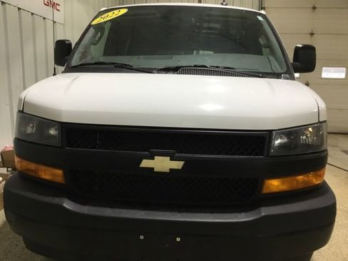 Used 2022 Chevrolet Express 2500 Extended w/ Driver Convenience Package image 5
