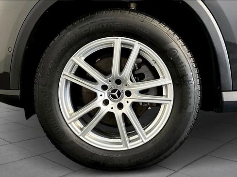 Used 2026 Mercedes-Benz GLC 300 4MATIC image 11