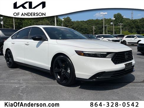 Used 2023 Honda Accord Sport image 1