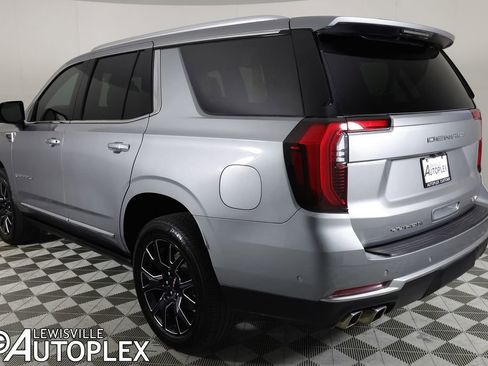 Used 2025 GMC Yukon Denali w/ Sun & Power Step Package AWD/4WD image 7
