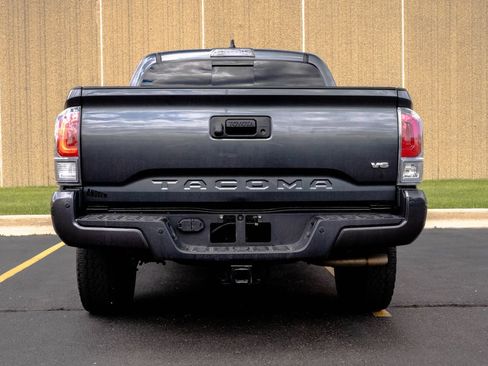 Used 2023 Toyota Tacoma TRD Sport w/ Advanced Technology Package AWD/4WD image 8