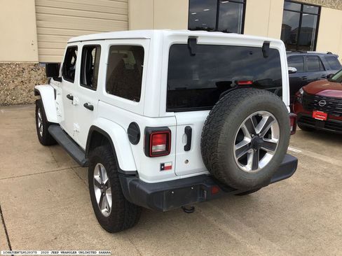 Used 2020 Jeep Wrangler Unlimited Sahara AWD/4WD image 4