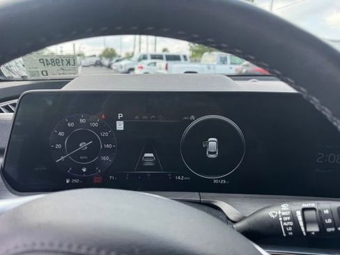 Used 2024 Kia Telluride SX Prestige X-Line image 12