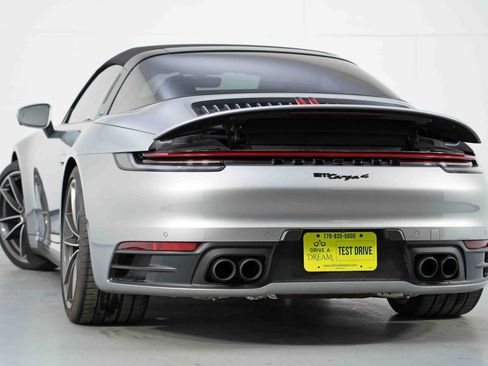 Used 2024 Porsche 911 Targa 4 w/ Premium Package image 6