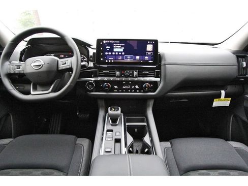 New 2026 Nissan Pathfinder SV FWD image 9