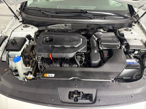 Used 2015 Hyundai Sonata Sport w/ Option Group 03 FWD image 24