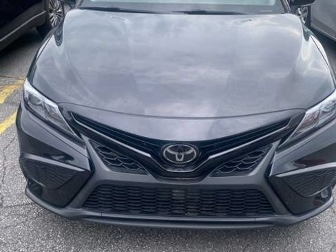 Used 2023 Toyota Camry SE FWD image 2