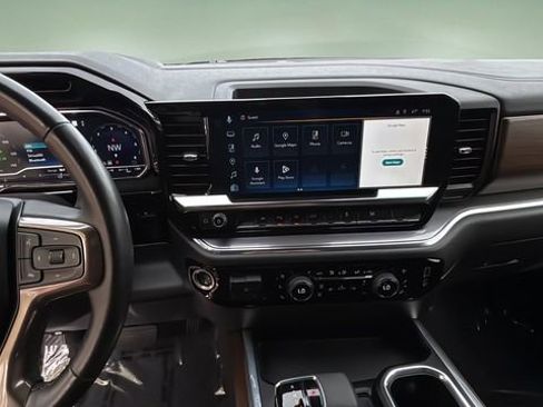 Used 2023 Chevrolet Silverado 1500 High Country w/ High Country Premium Package image 13