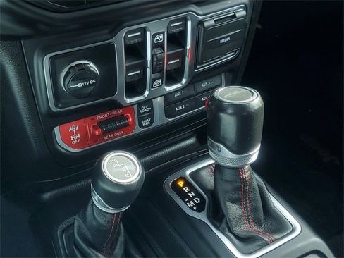 Used 2020 Jeep Gladiator Rubicon image 28