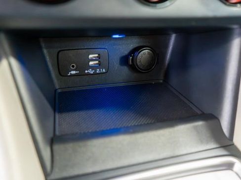 Used 2023 Subaru Forester Premium image 34