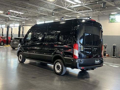 Used 2023 Ford Transit 250 Medium Roof image 7
