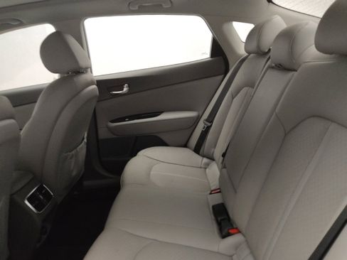Used 2016 Kia Optima EX w/ Premium Package FWD image 18