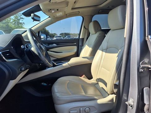 Used 2019 Buick Enclave Premium w/ Experience Buick Package image 20