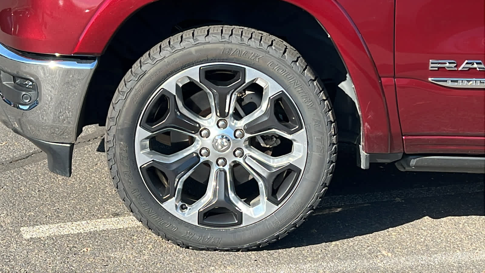 Used 2019 RAM 1500 Limited AWD/4WD image 9