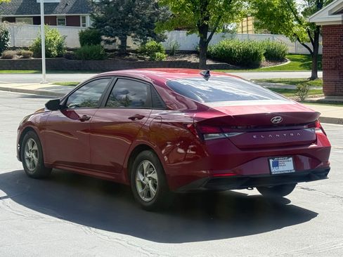Used 2021 Hyundai Elantra SE w/ Cargo Package FWD image 6