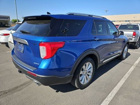 Used 2022 Ford Explorer Limited w/ Equipment Group 301A AWD/4WD image 3