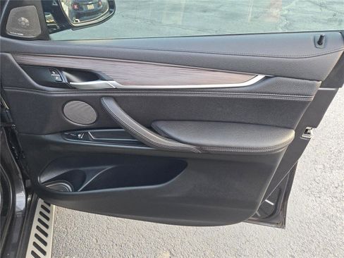 Used 2018 BMW X6 xDrive50i image 6