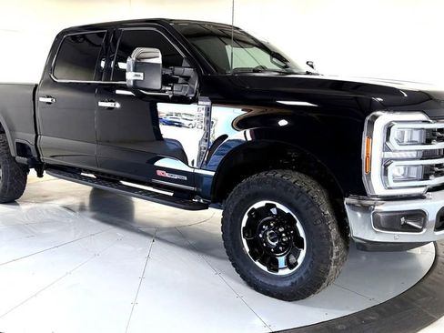 Used 2025 Ford F250 King Ranch w/ Tremor Off-Road Package AWD/4WD image 3