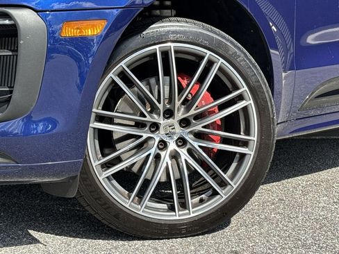 Used 2025 Porsche Macan S image 14