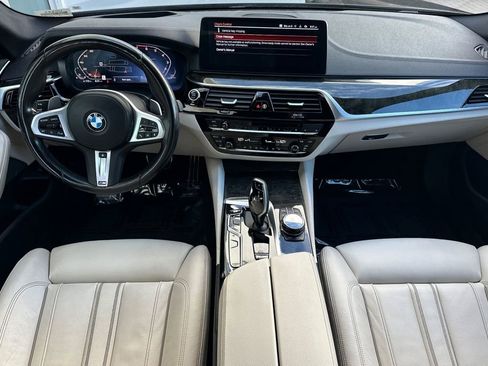 Used 2023 BMW M550i xDrive w/ Executive Package AWD/4WD image 14