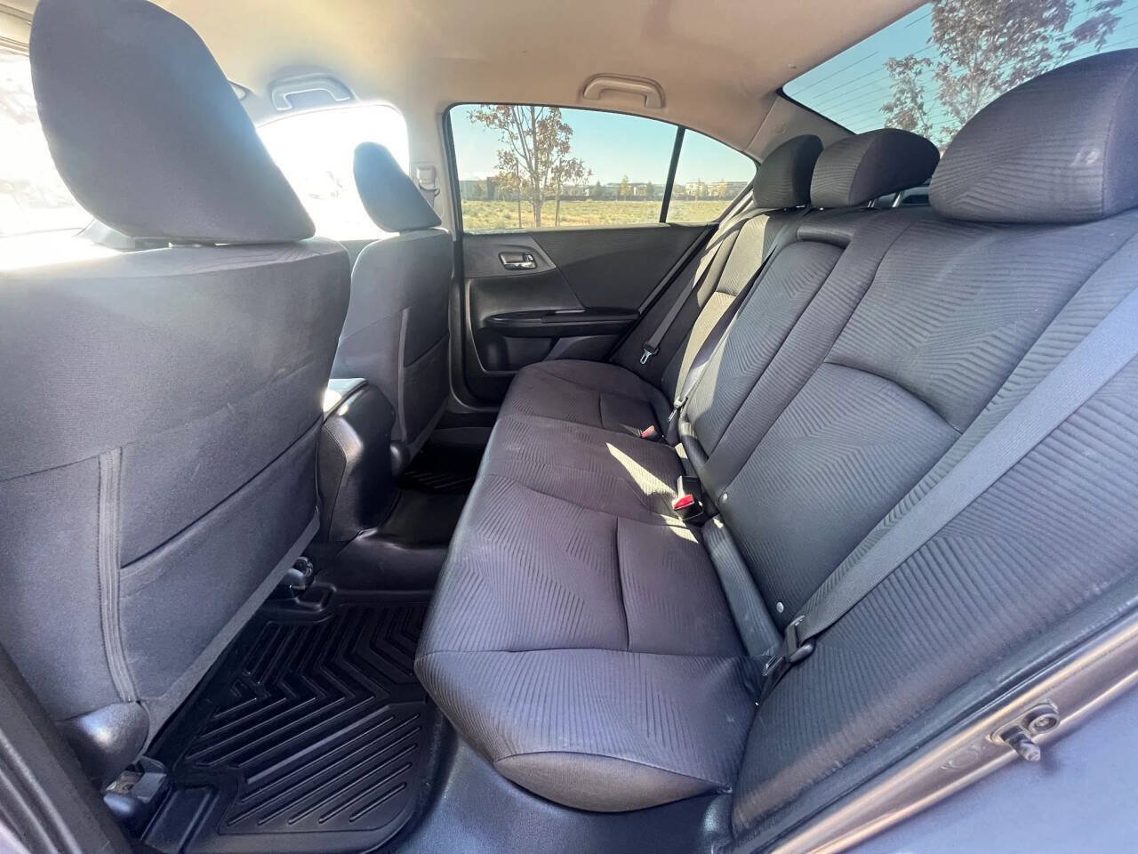 Used 2017 Honda Accord LX image 13
