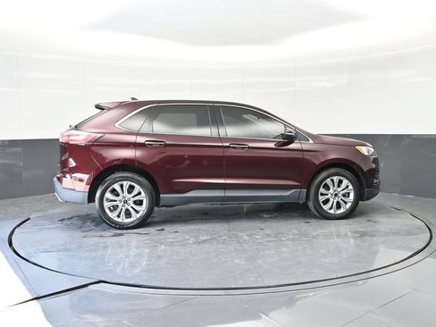 Certified 2023 Ford Edge Titanium AWD/4WD image 10