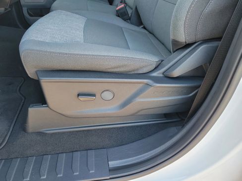 Used 2024 Ford F250 XLT w/ XLT Premium Package image 10