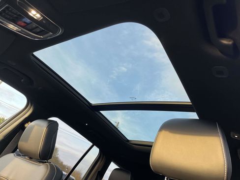 New 2025 Jeep Grand Cherokee Limited image 7