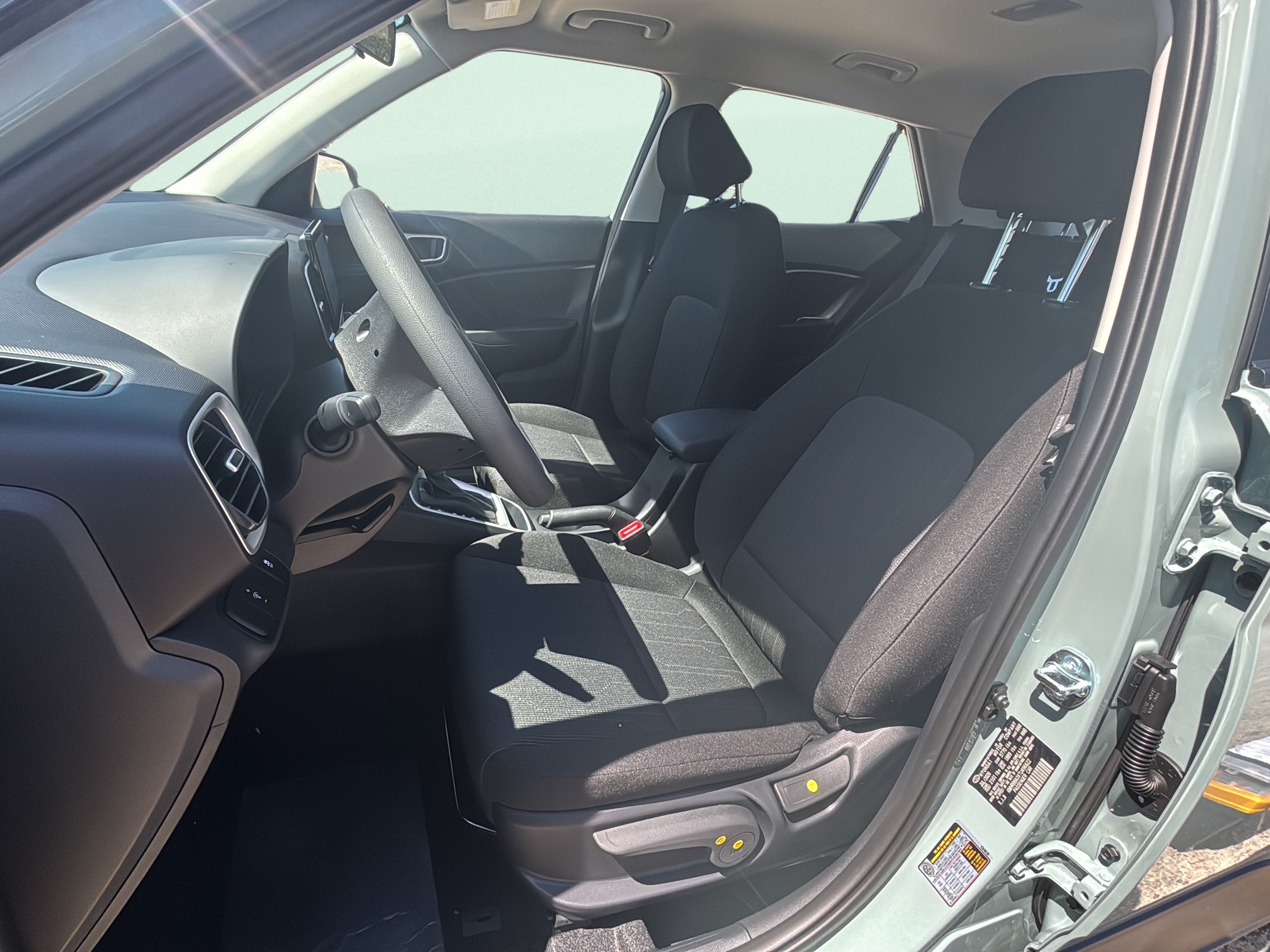 New 2026 Hyundai Venue SE FWD image 20