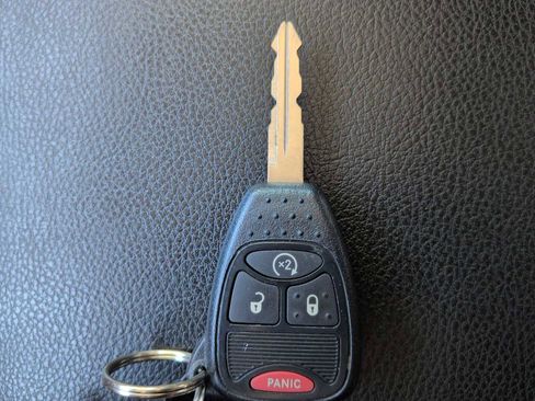 Used 2014 Jeep Wrangler Unlimited Sahara w/ Dual Top Group AWD/4WD image 32