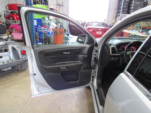 Used 2015 GMC Acadia Denali AWD/4WD image 15