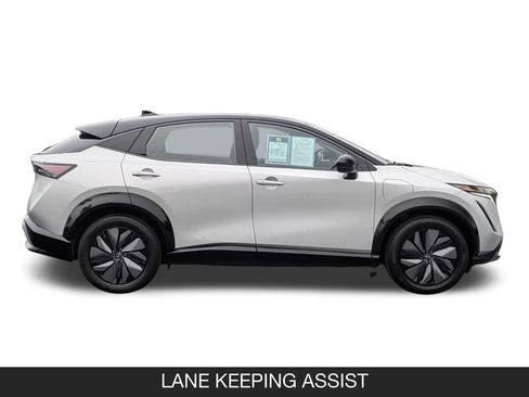 Used 2024 Nissan Ariya AWD image 6