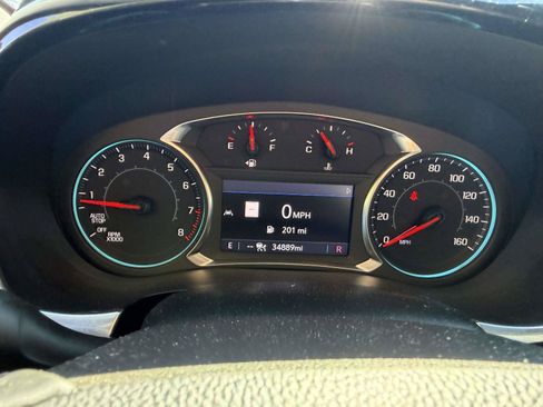 Certified 2023 Chevrolet Traverse LT w/ LT Premium Package AWD/4WD image 29