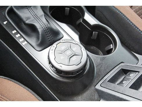 Used 2023 Ford Bronco Outer Banks AWD/4WD image 24