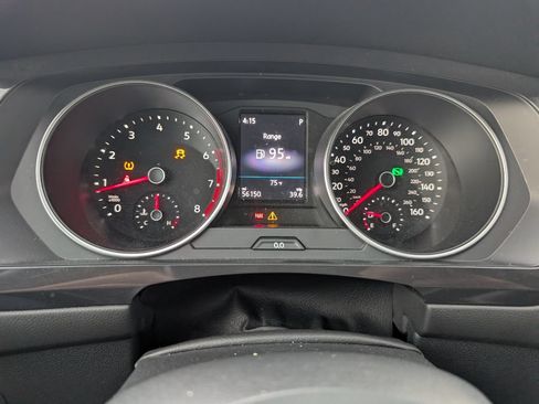 Used 2020 Volkswagen Tiguan S FWD image 16