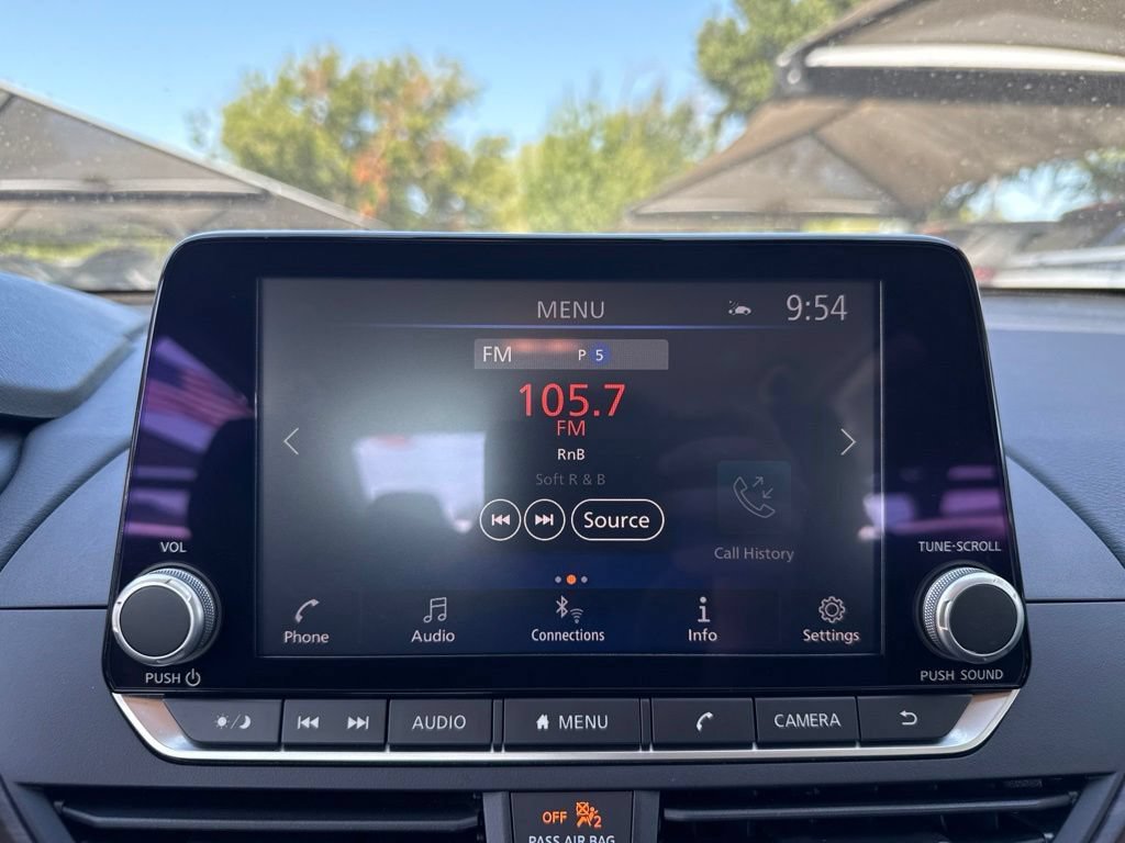Certified 2025 Nissan Altima 2.5 SV FWD image 17