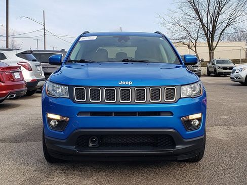 Used 2020 Jeep Compass Latitude image 2